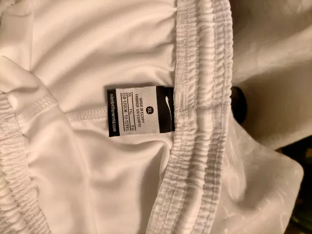 Pantalón Corto Deportivo Nike Blanco