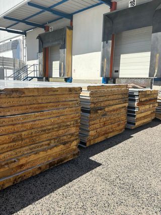 Paneles Sándwich Aislamiento Industrial