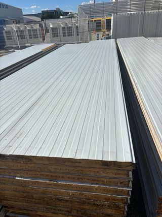 Paneles Sándwich Aislamiento Industrial