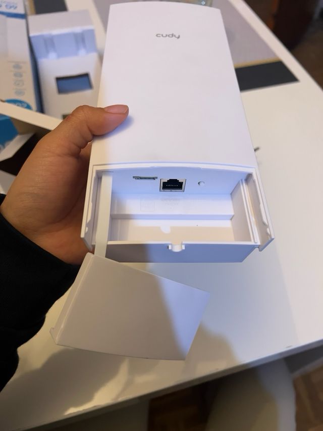 Router Cudy 4G Outdoor N300 Wi-Fi