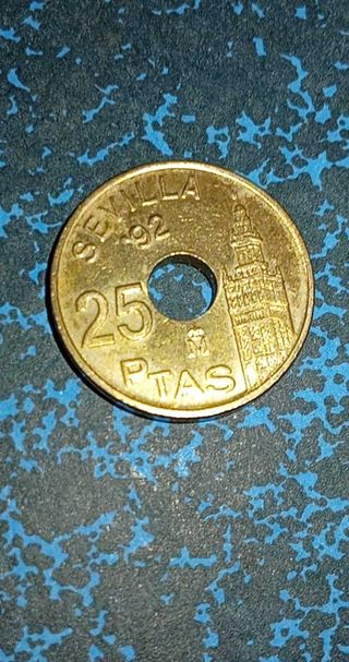 Moneda Juan Carlos I 1992 con agujero