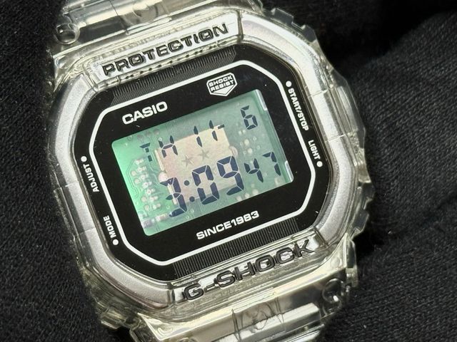 Casio G-Shock DW-5040RX-7 Transparente