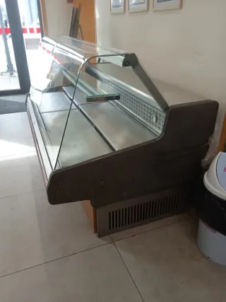 Nevera charcutería/pastelería