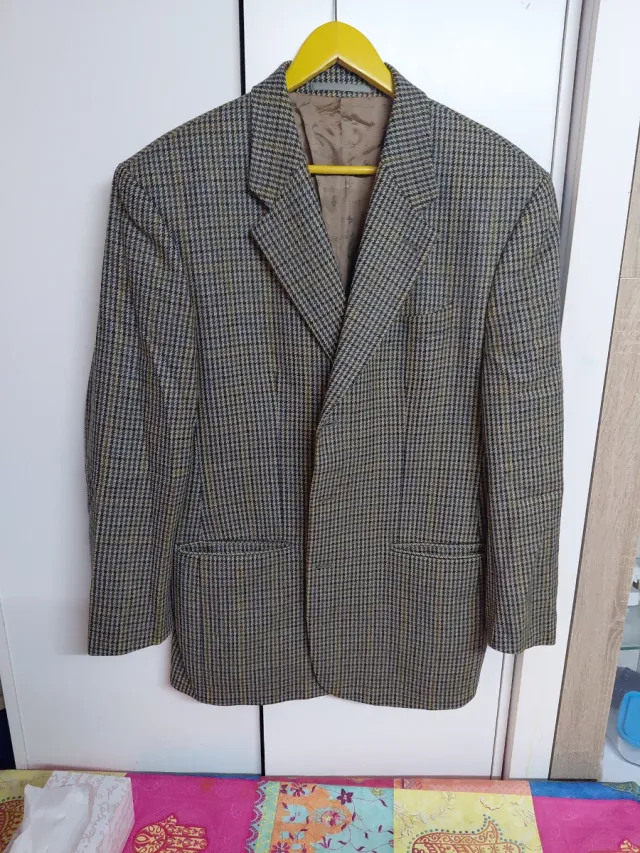 Americana hombre talla 54 gris y amarillo