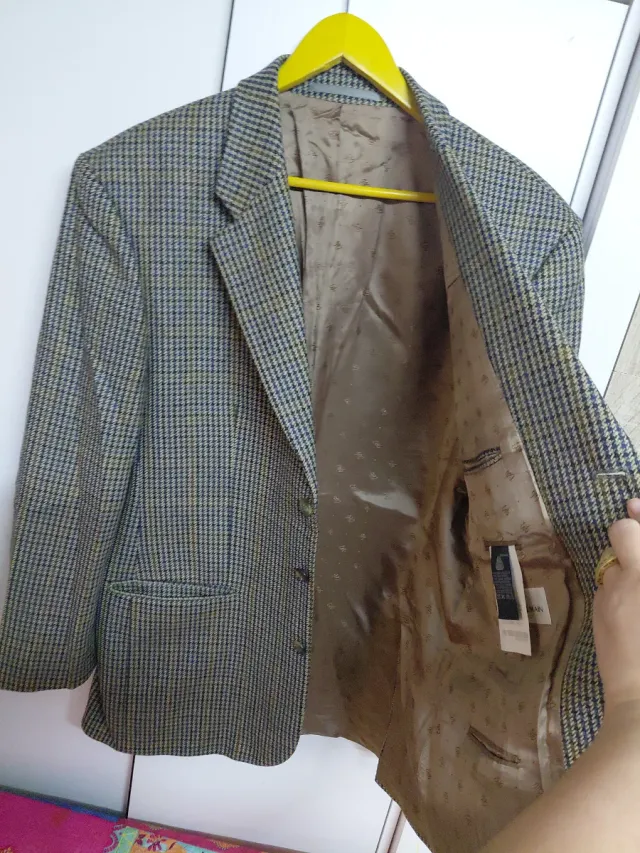 Americana hombre talla 54 gris y amarillo