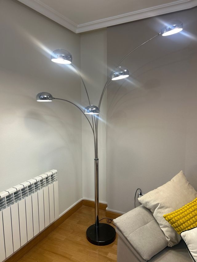 Lámpara de pie salón moderna