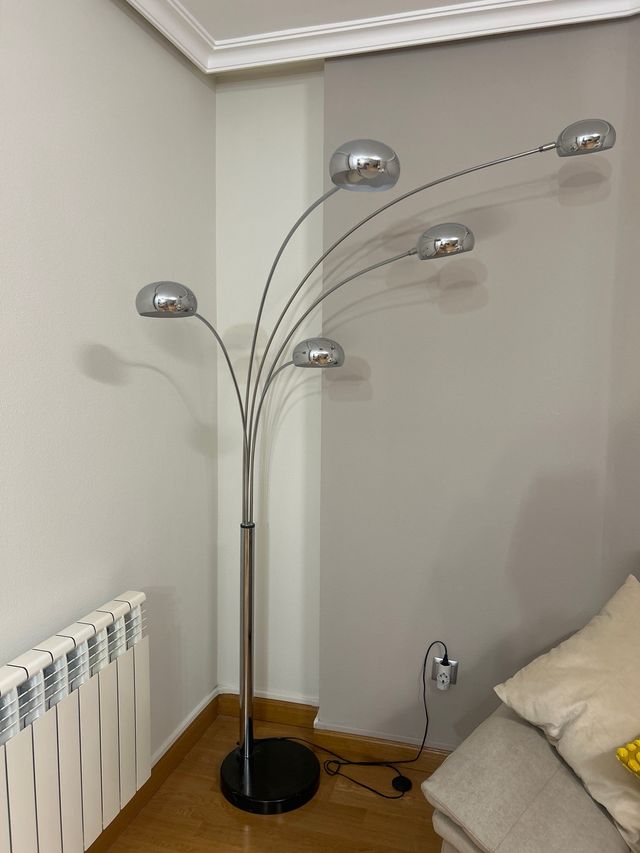 Lámpara de pie salón moderna