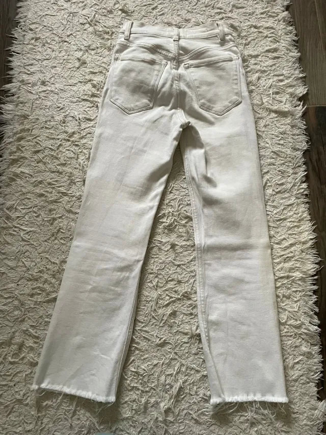 Vaqueros blancos flare Sienna