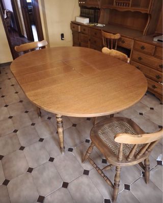 Mesa extensible provenzal y 4 sillas (Baza-Granada