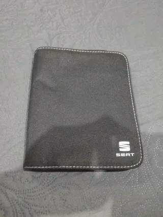 Carpeta Seat Negra