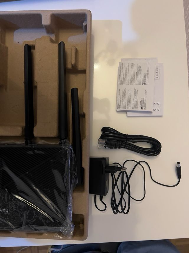 Router Cudy BE11000 Wi-Fi 7 Tri-Band Meshes