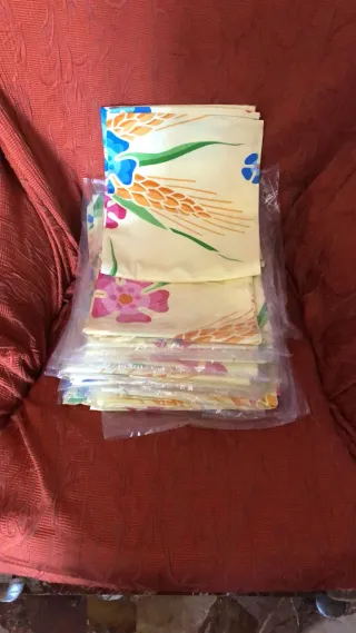 Set 21 Tovaglie quadrate  Mulino Bianco 100% coton