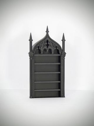 Estante Preto Gótico Catedral