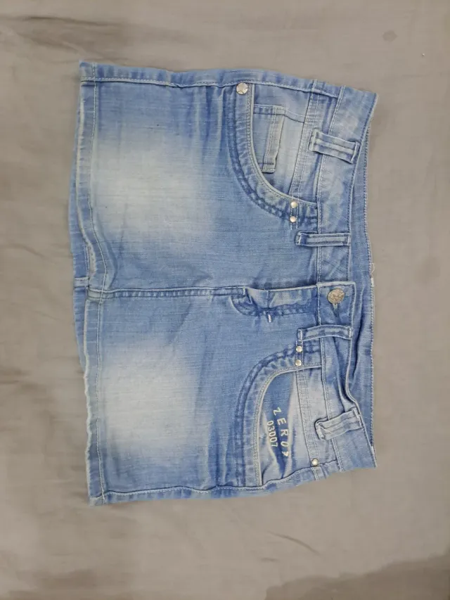 Falda vaquera corta
