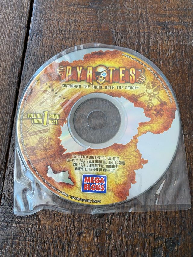 CD-ROM Pyrotas: Command the Crew Rule the Seas!