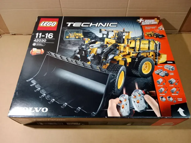LEGO Technic 42030 - Excavadora Volvo L350F