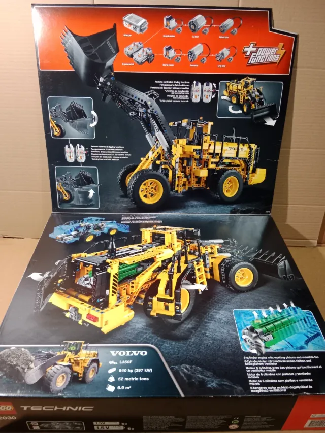 LEGO Technic 42030 - Excavadora Volvo L350F