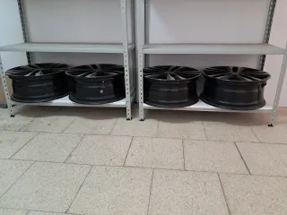 Cerchi in lega 18 Mercedes