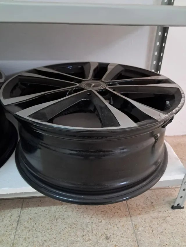 Cerchi in lega 18 Mercedes