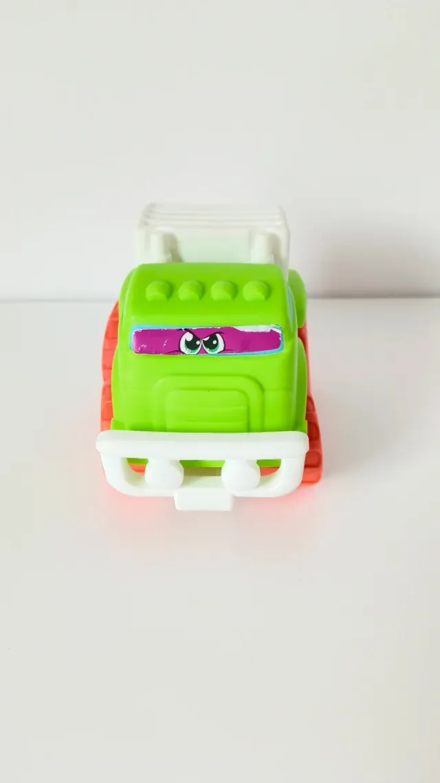 Monster Machine Bebé Juguete