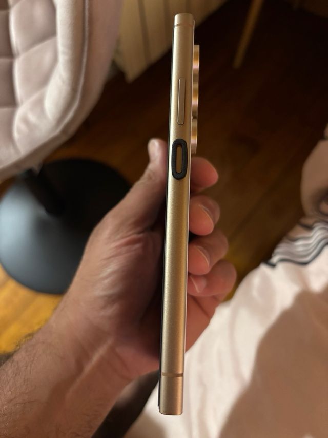 Móvil Nuevo Negro/Dorado