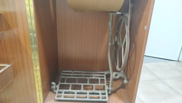 Máquina de coser Alfa