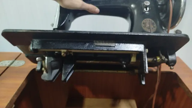 Máquina de coser Alfa