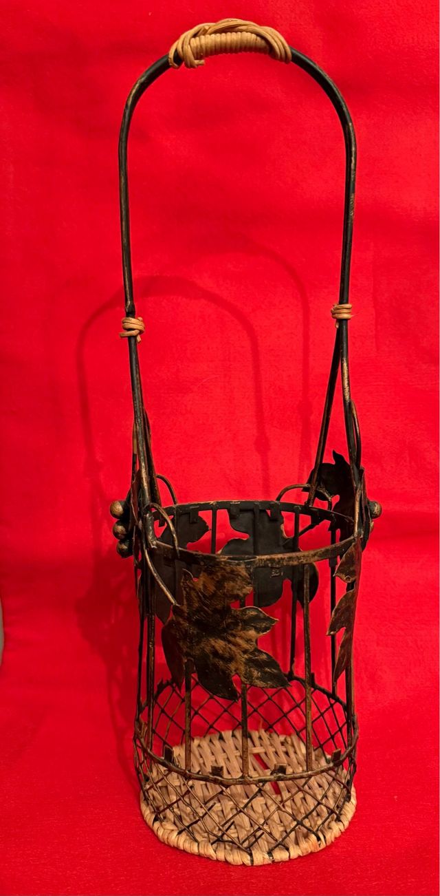 Botellero forja y mimbre decorativo