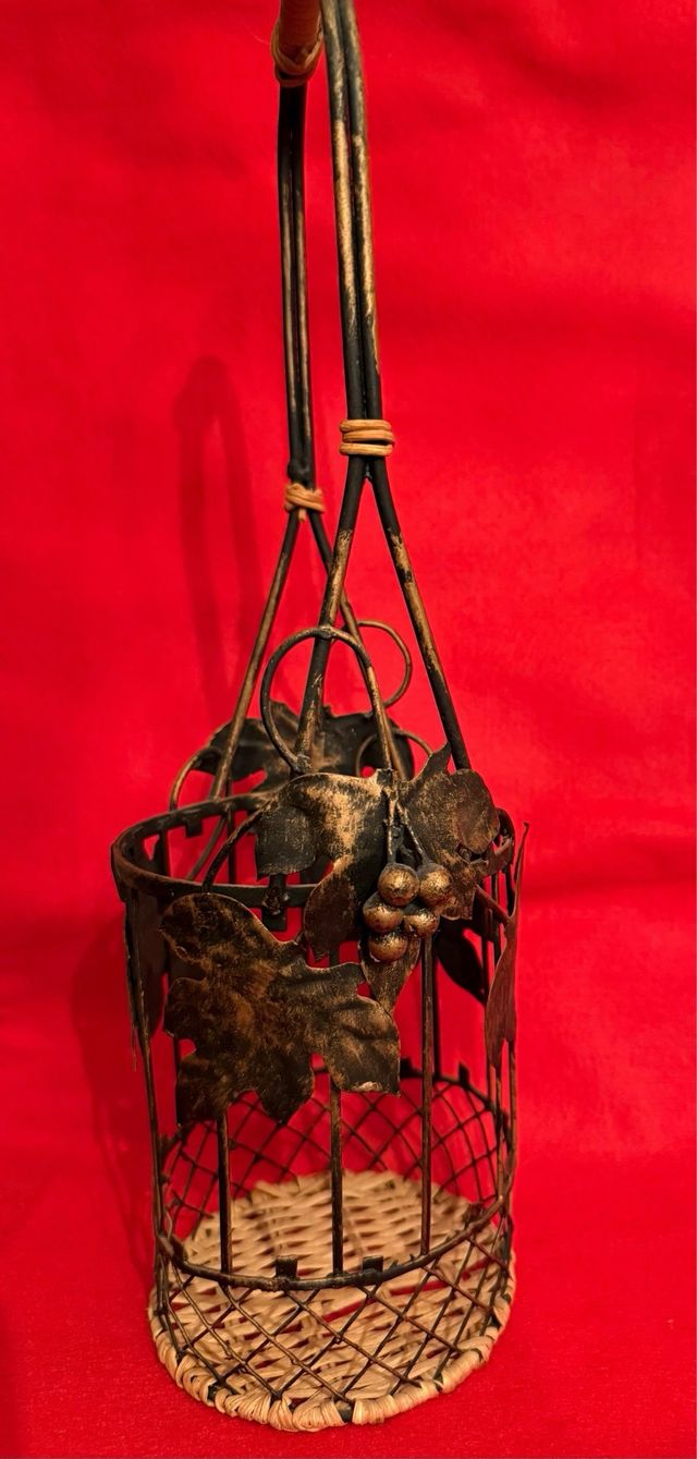 Botellero forja y mimbre decorativo