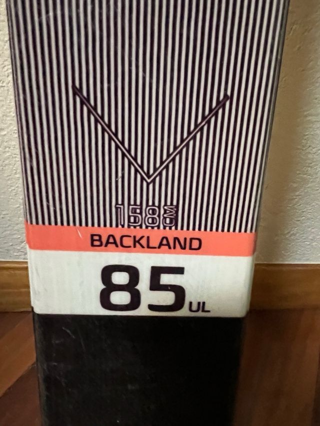 Esquís de travesía Atomic Backland 85 UL 158cm.