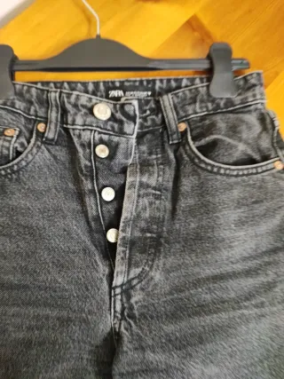 Pantaloni Zara donna neri strappati