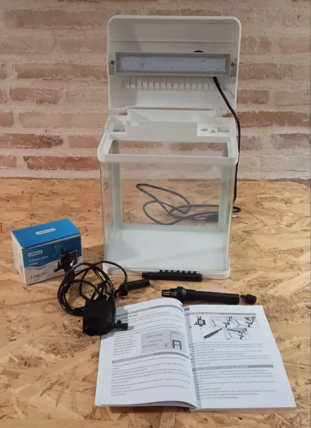 Acuario cristal blanco,7L, LED y Filtro