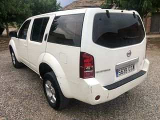Nissan Pathfinder 2010