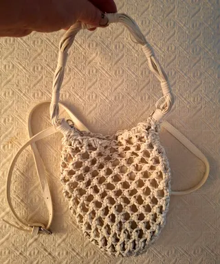Bolso Zara blanco tejido pequeño