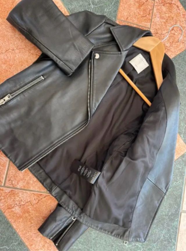 Chaqueta de cuero, marca  Sandro