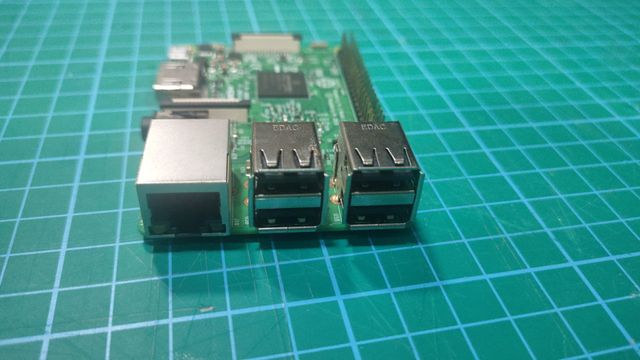 Raspberry Pi 3 Model B v1.2