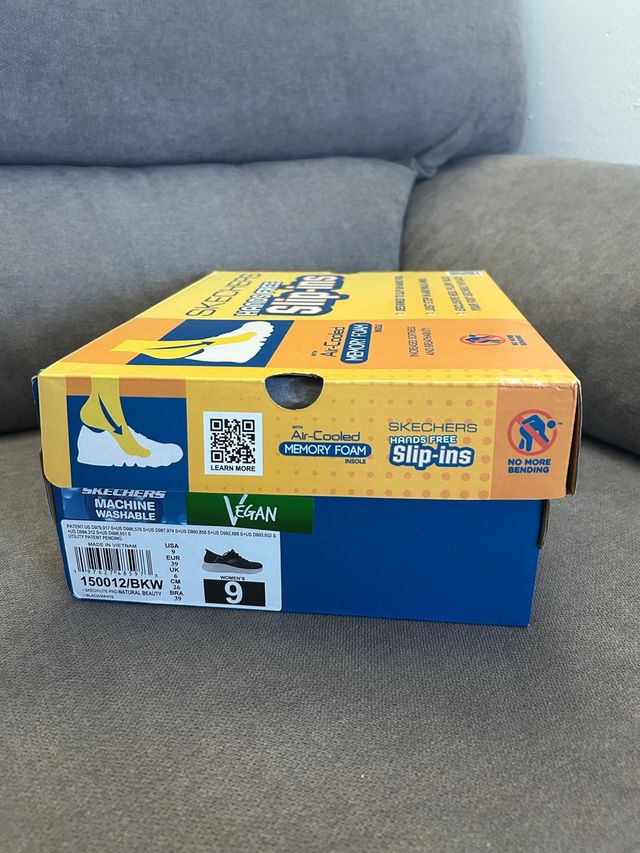 Zapatillas Skechers Mujer. Talla 39. Nuevas