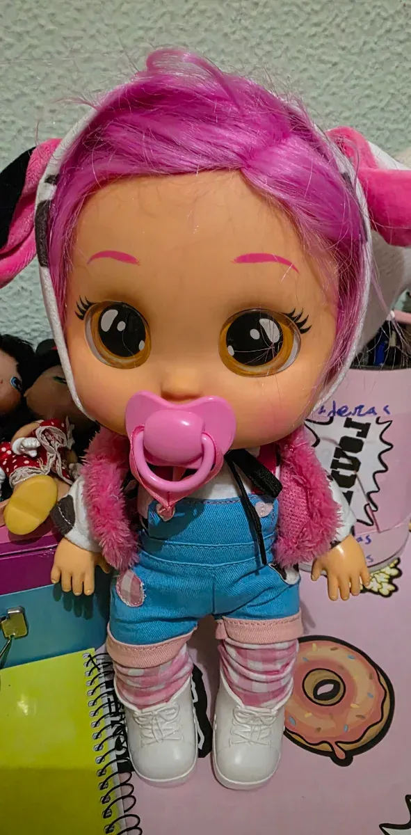Muñeca Bebé Llorón con chupete
