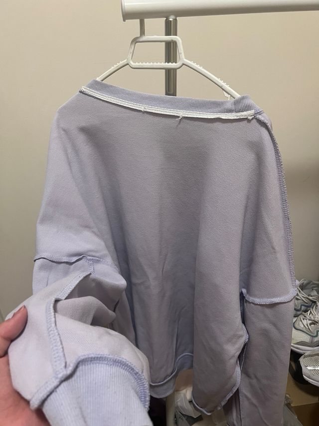 Felpa viola con orsetto di peluche