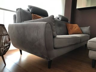 Divano Grigio Poltrone e Sofá + Pouf