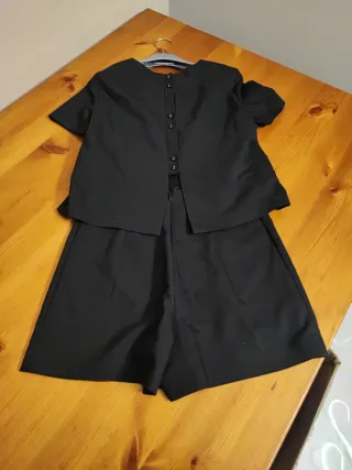 Completo nero donna a pantaloncino