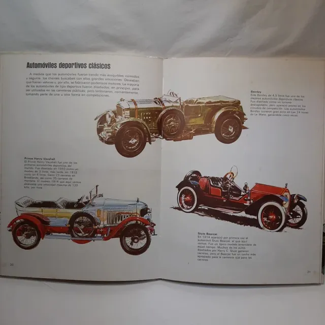 Toda clase de automóviles ilustrado por John Young