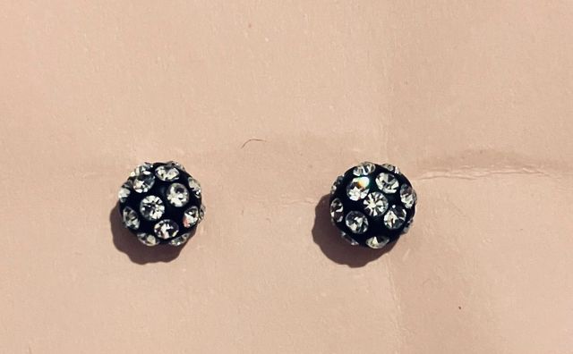 Orecchini sfera nera strass punto luce