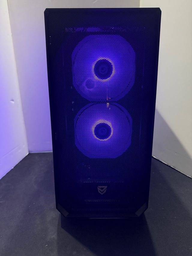 PC Gaming Ryzen 5 + RTX 5050