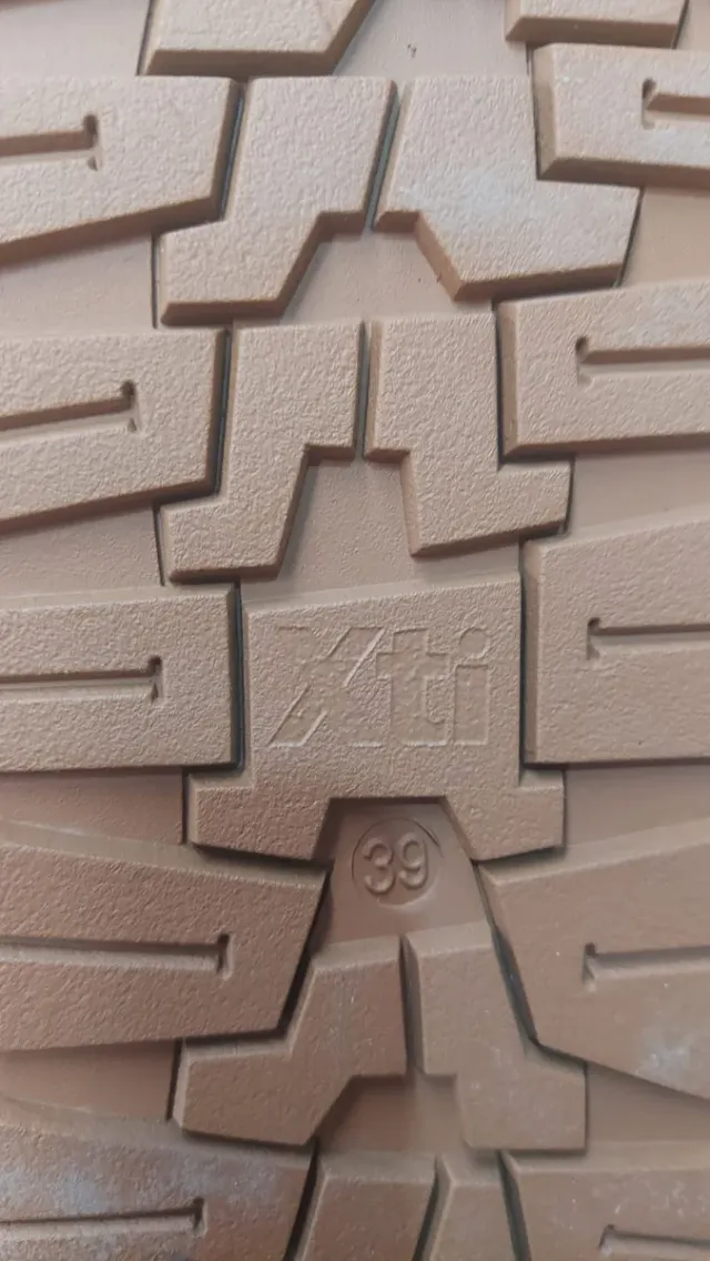 Botas Xti Beige/Marrón Talla 38