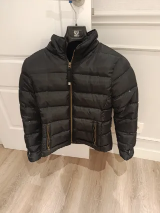 Chaqueta negra invierno mujer. Talla S