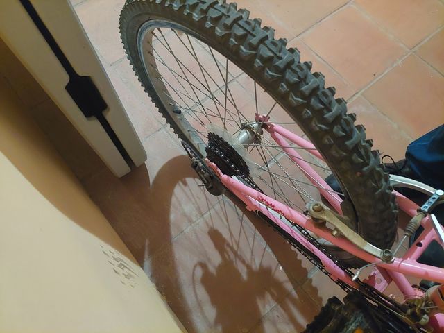 Bicicleta junior rosa Oregon BH + casco