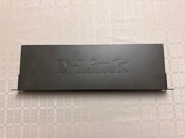 Switch D-Link DES-1026G 24 Puertos + 2 SFP