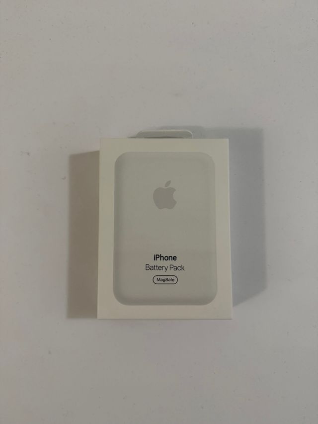 Apple iPhone Battery Pack MagSafe