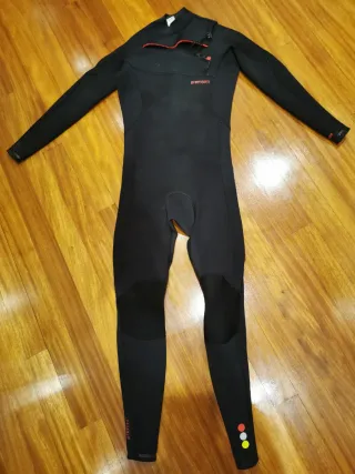 Traje Neopreno Surf 4 / 3 .5 mm Talla S PREMIUM